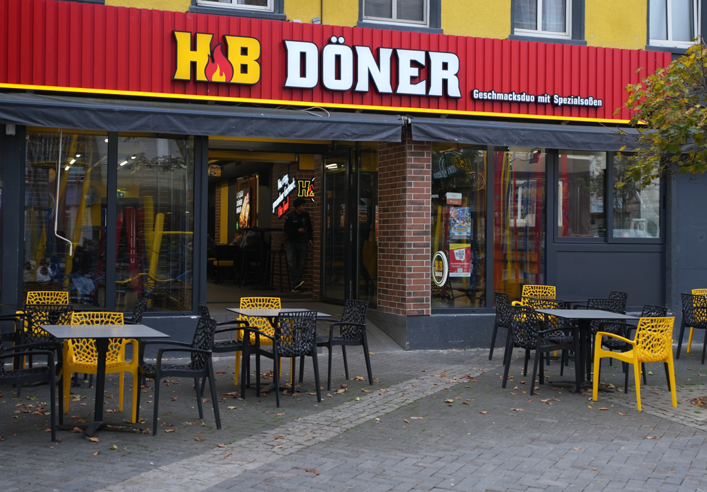 FINDEN SIE DEN NÄCHSTEN HB DÖNER STANDORT